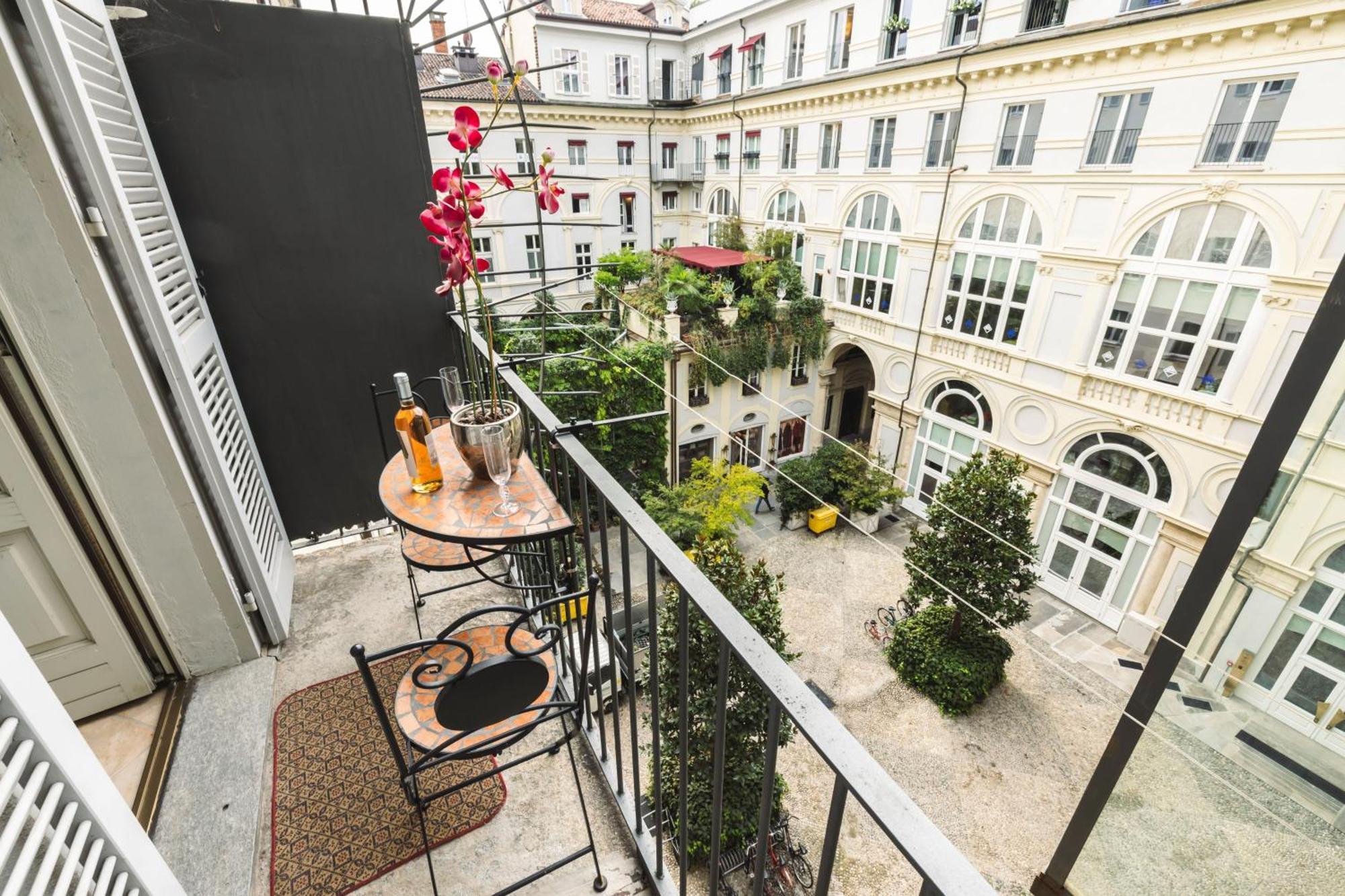 Ynh Bilo Sancarlo Museo Egizio Piazza San Carlo Apartment Turin